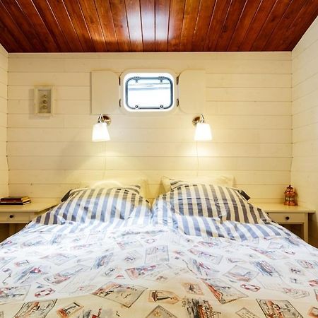 Blackpearl Boat&Breakfast テルヌーゼン エクステリア 写真