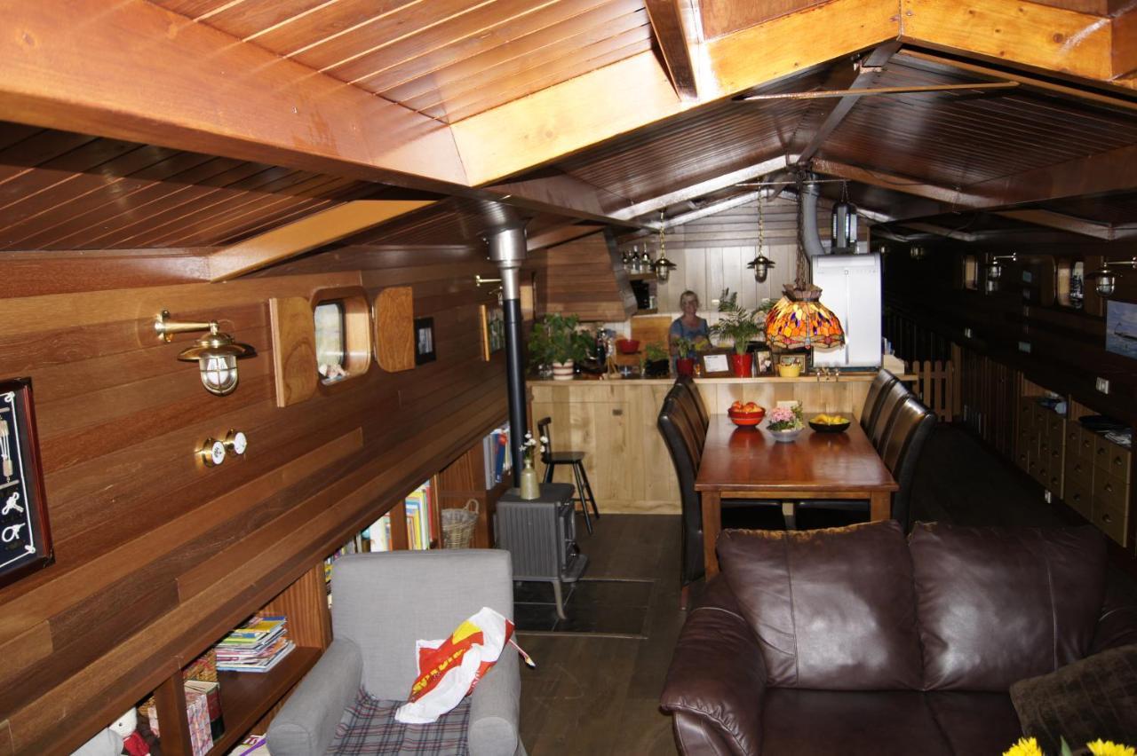 Blackpearl Boat&Breakfast テルヌーゼン エクステリア 写真